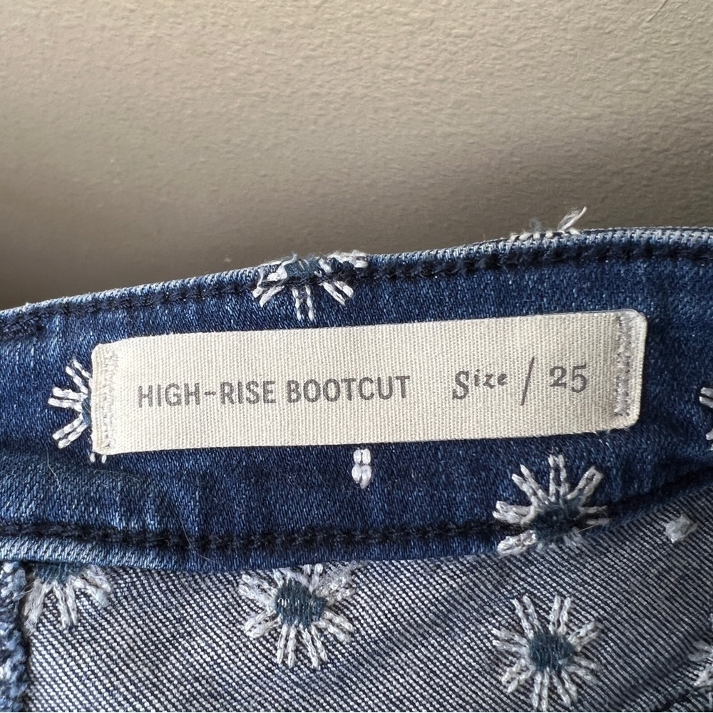 ANTHROPOLOGIE / PILCRO Daisy Embroidered Denim Crop Jeans - Sz 25 - Picture 13 of 14